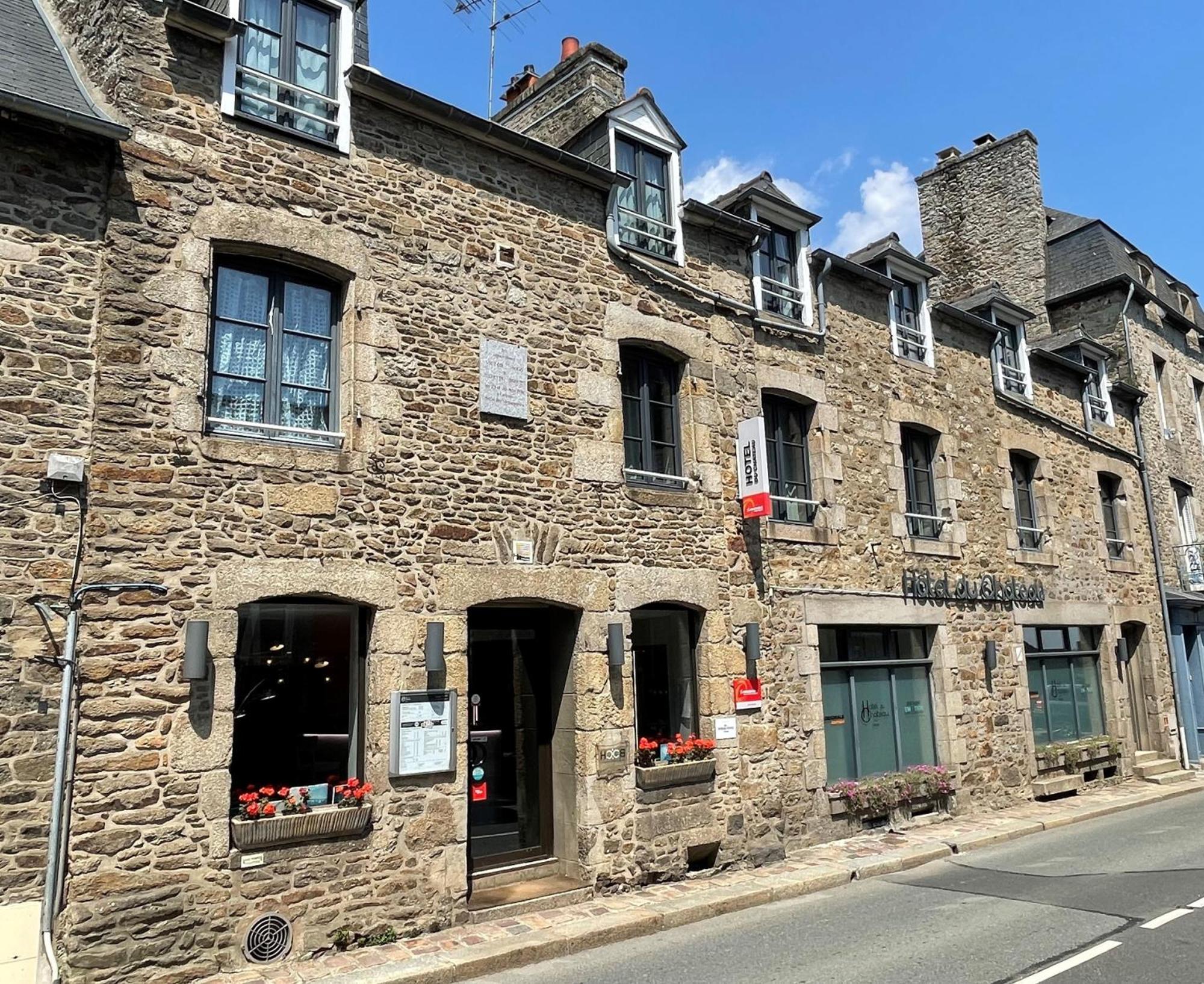 Hotel Du Chateau Dinan - Originals Boutique ภายนอก รูปภาพ