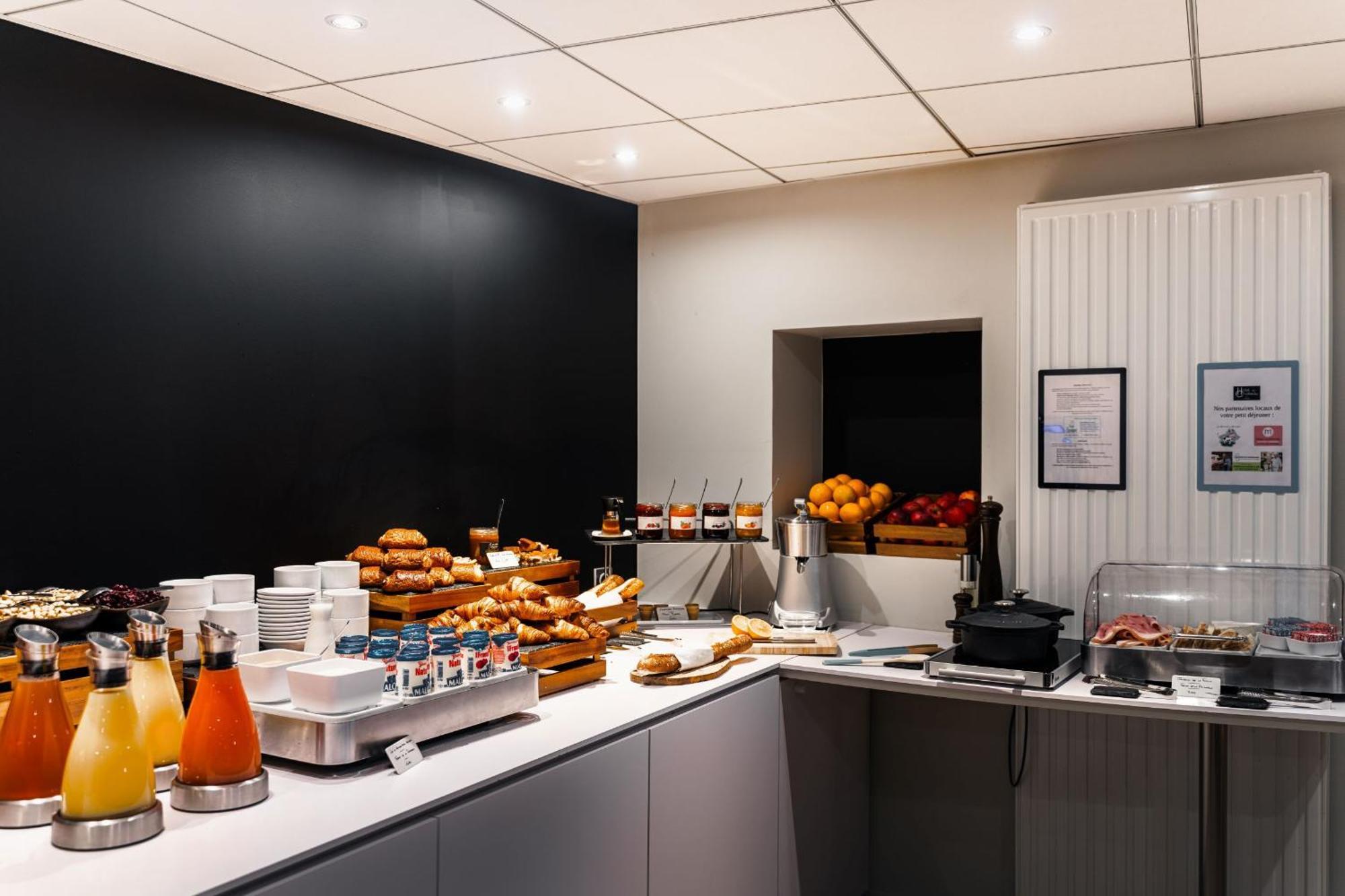 Hotel Du Chateau Dinan - Originals Boutique ภายนอก รูปภาพ